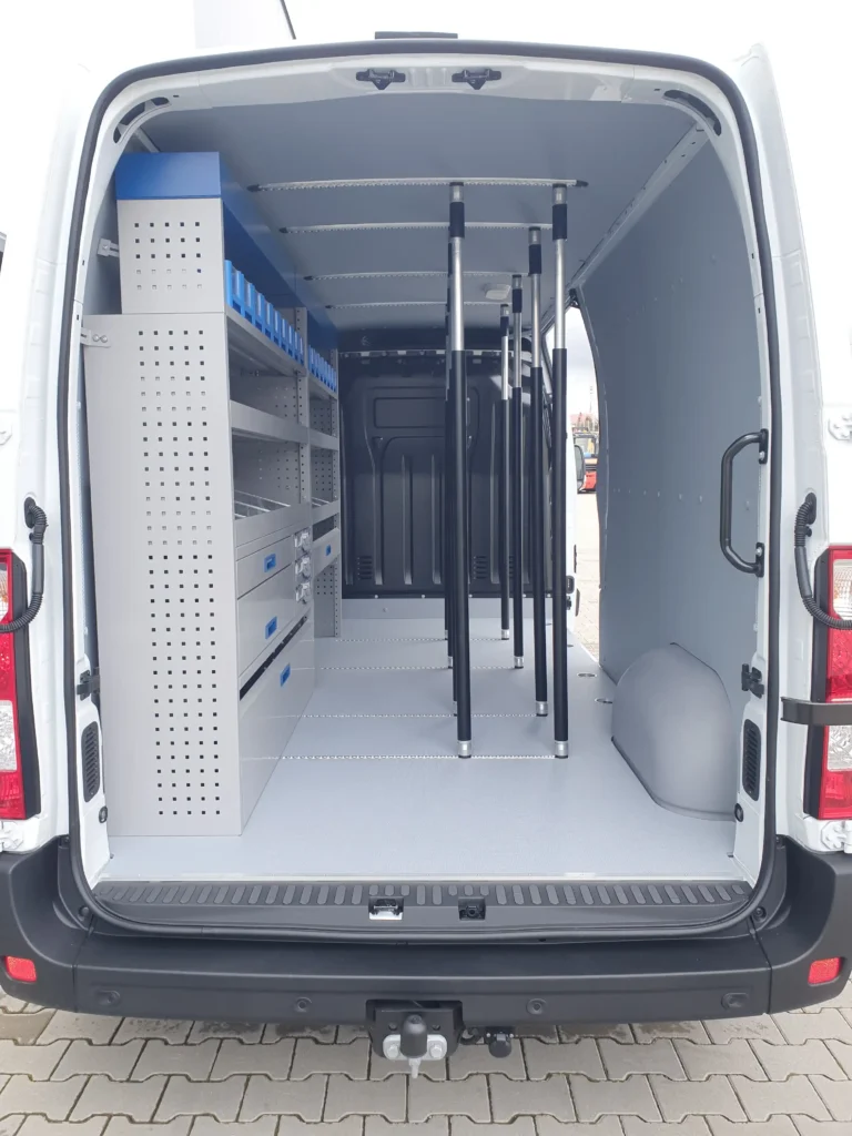 Zabudowa serwisowa, warsztatowa Renault Master