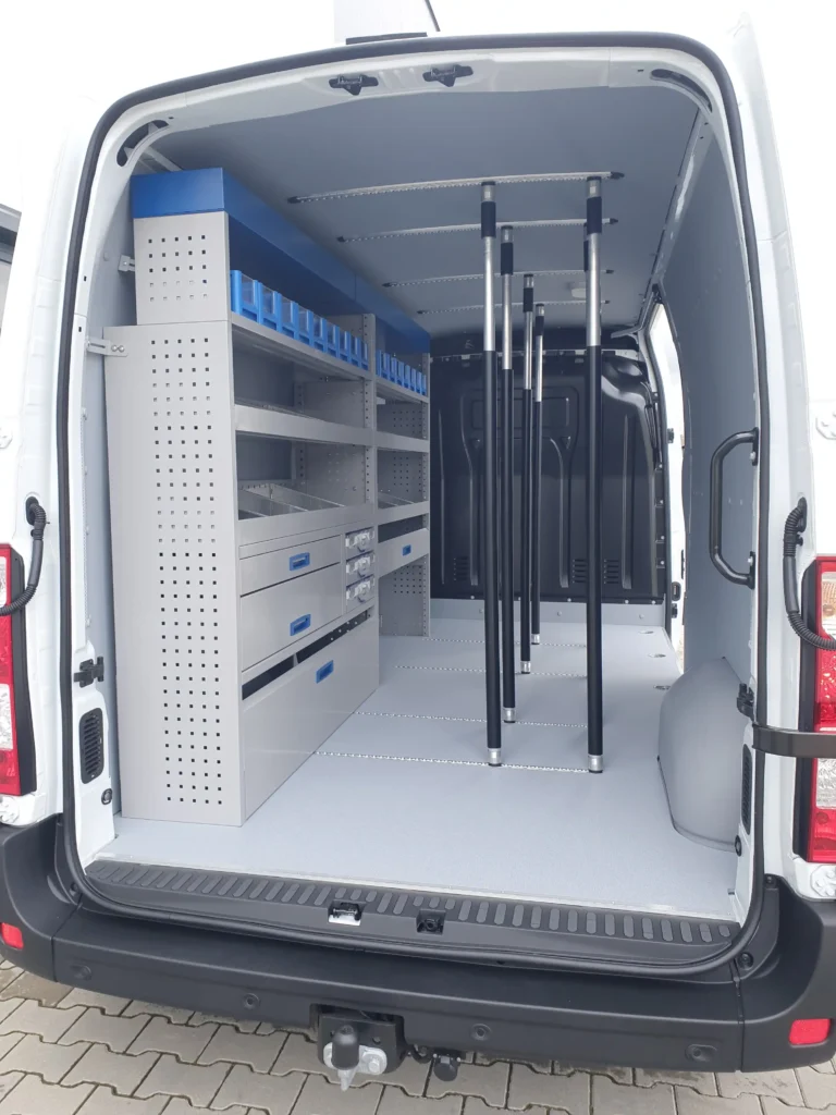 Zabudowa serwisowa, warsztatowa Renault Master