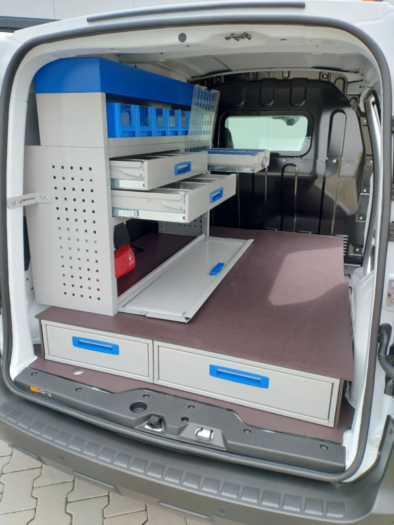 Zabudowa serwisowa, warsztatowa Renault Express
