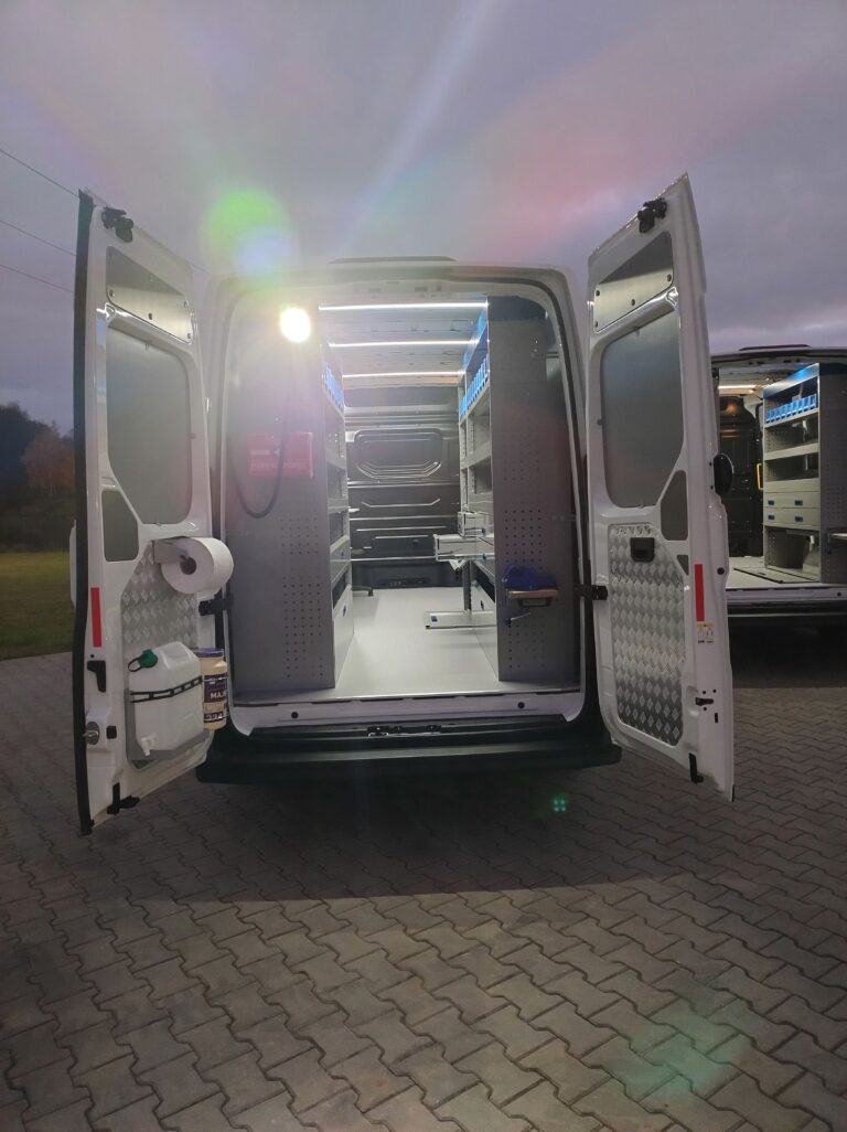 Zabudowa serwisowa, warsztatowa VW Crafter, MAN TGE