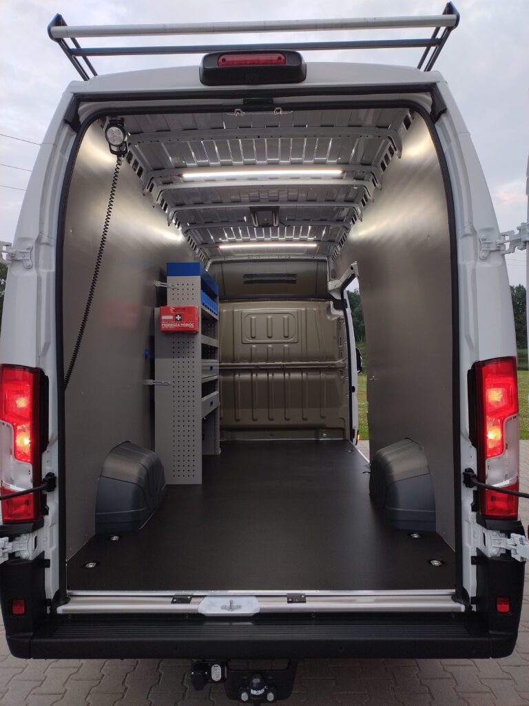 Zabudowa serwisowa, warsztatowa Fiat Ducato, Jumper, Boxer, Movano. Proace Max