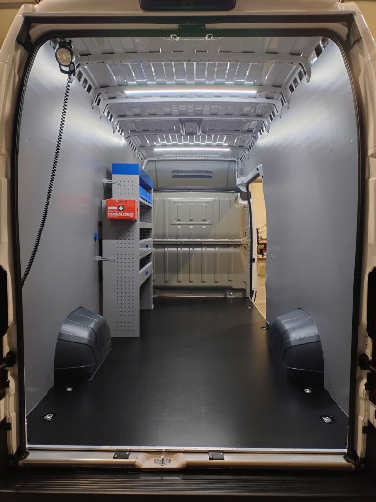Zabudowa serwisowa, warsztatowa Fiat Ducato, Jumper, Boxer, Movano. Proace Max