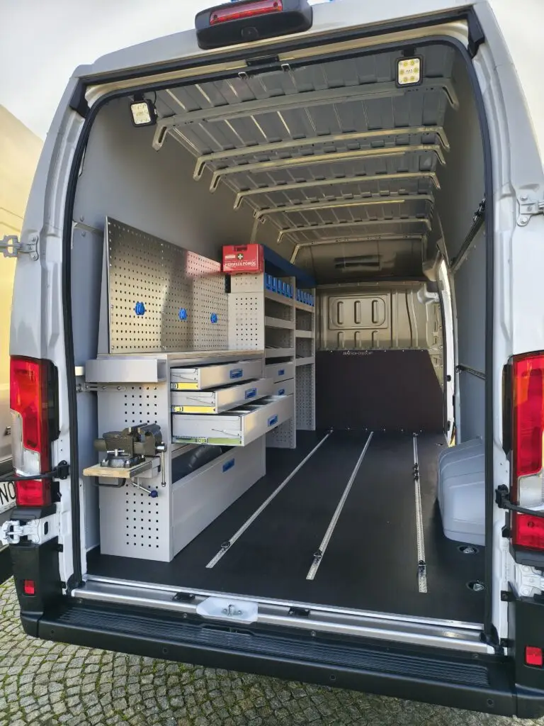 Mobilny serwis, zabudowa serwisowa