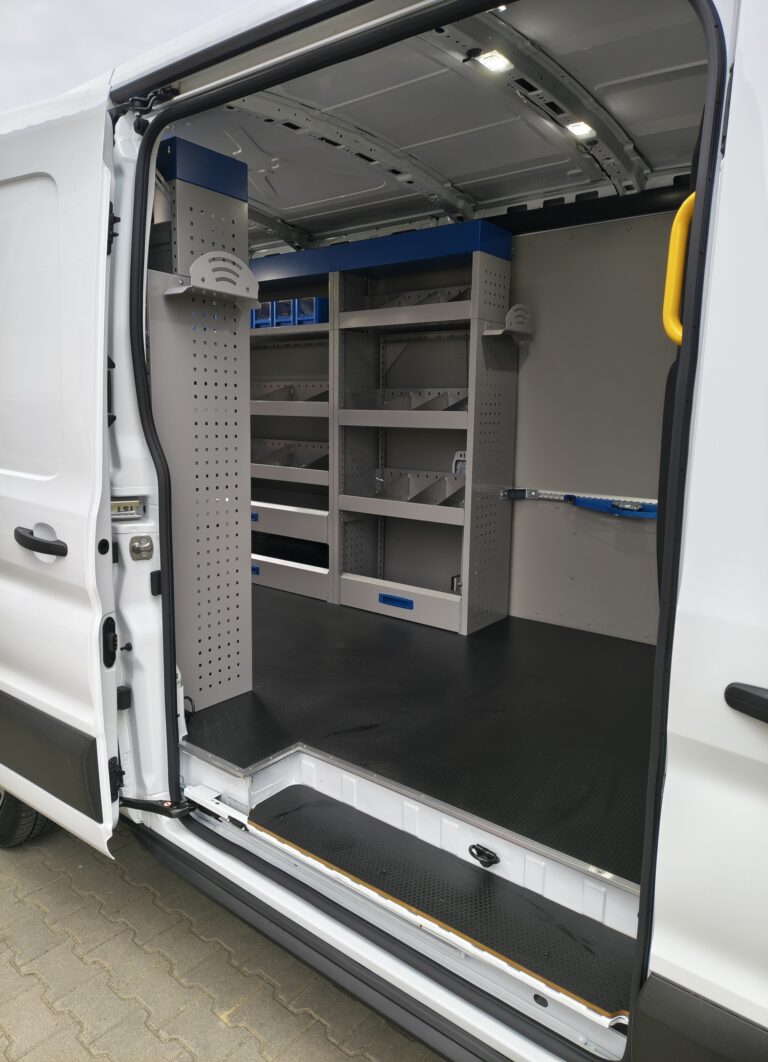 Zabudowa serwisowa, warsztatowa Ford Transit L3H2