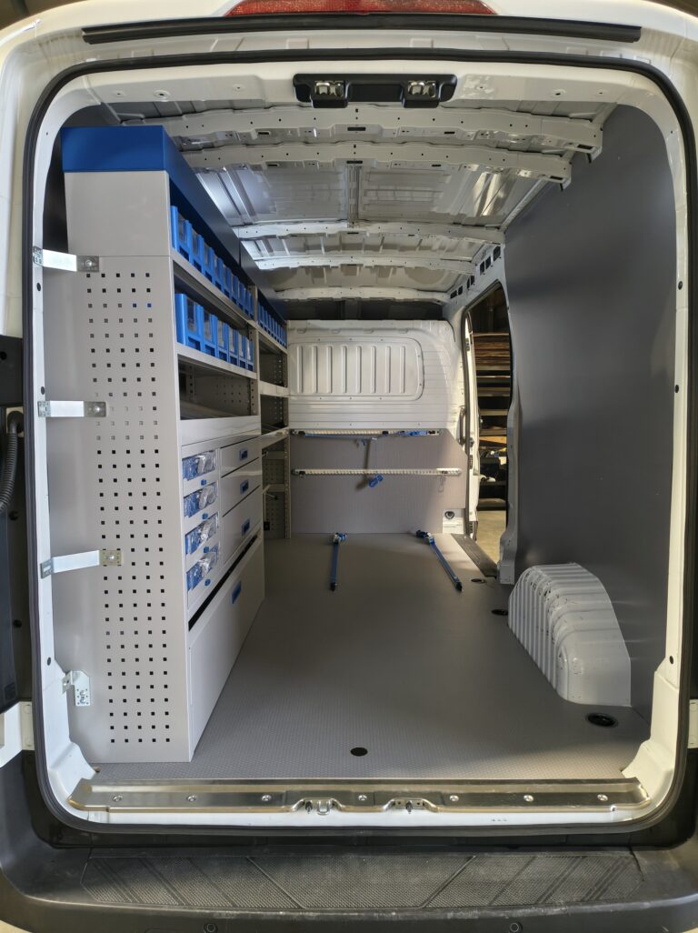 zabudowa serwisowa, warsztatowa Maxus Delivery 9 L3H2